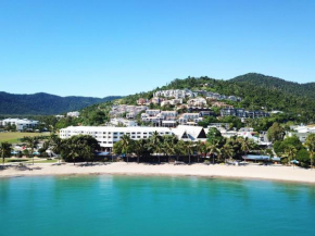 Airlie Beach Hotel, Airlie Beach